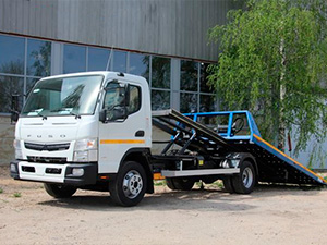 Mitsubishi Fuso - фото